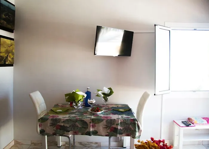 Gina Y Vista Oceano *