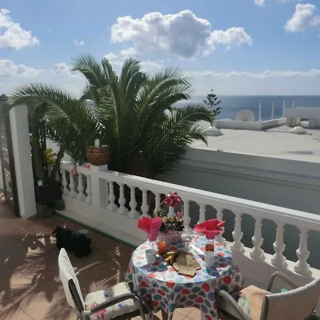 Gina Y Vista Oceano Lägenhet