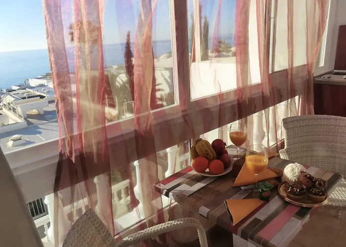 Gina Y Vista Oceano *